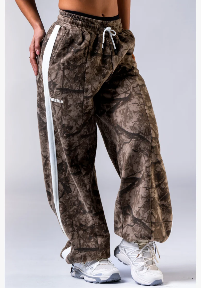 NEBBIA Oversized pantaloni felpati POWER Camo pallido