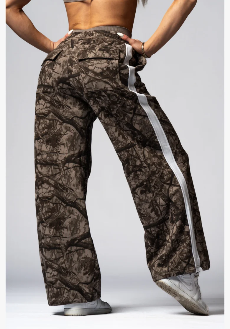 NEBBIA Oversized pantaloni felpati POWER Camo pallido