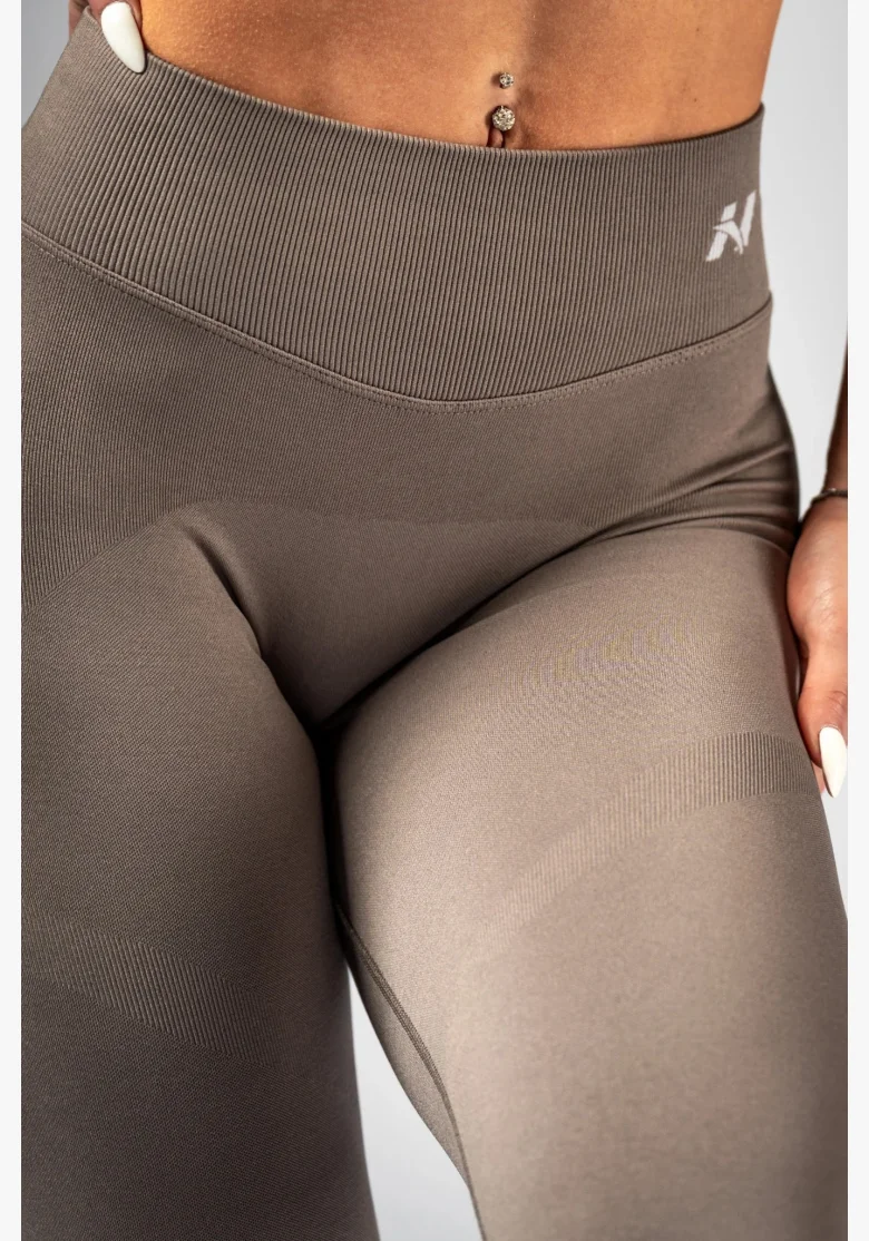 NEBBIA High-waist push-up leggings POWER beige