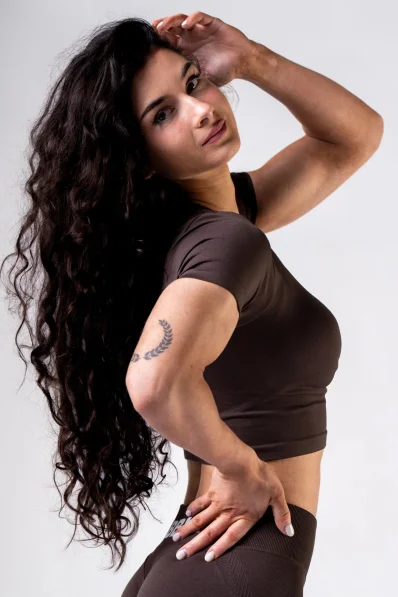NEBBIA Seamless crop top con maniche corte POWER marrone 2