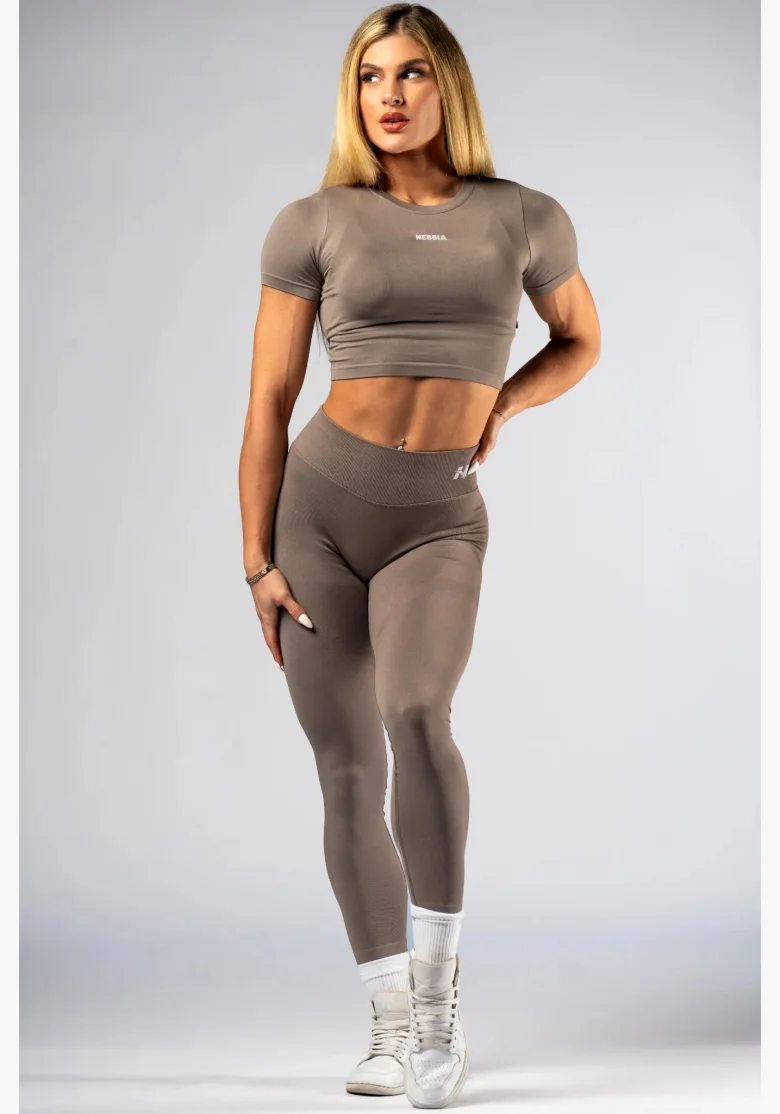 NEBBIA Seamless crop top con manica corta POWER beige
