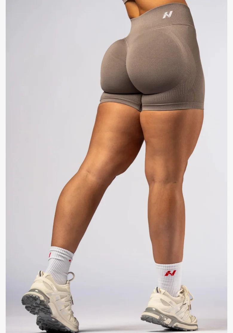 NEBBIA High-waist push-up shorts POWER beige