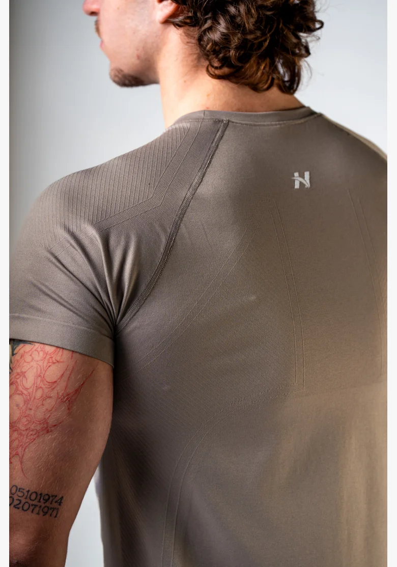 NEBBIA Seamless t-shirt a maniche corte POWER beige